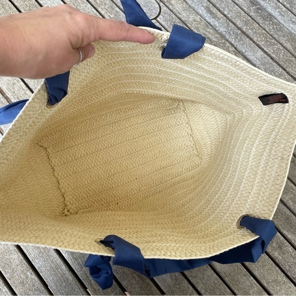 Neiman Marcus Straw Tote Bag NAVY Fabric Straps Natural Beige Rattan  Beach - Picture 7 of 10